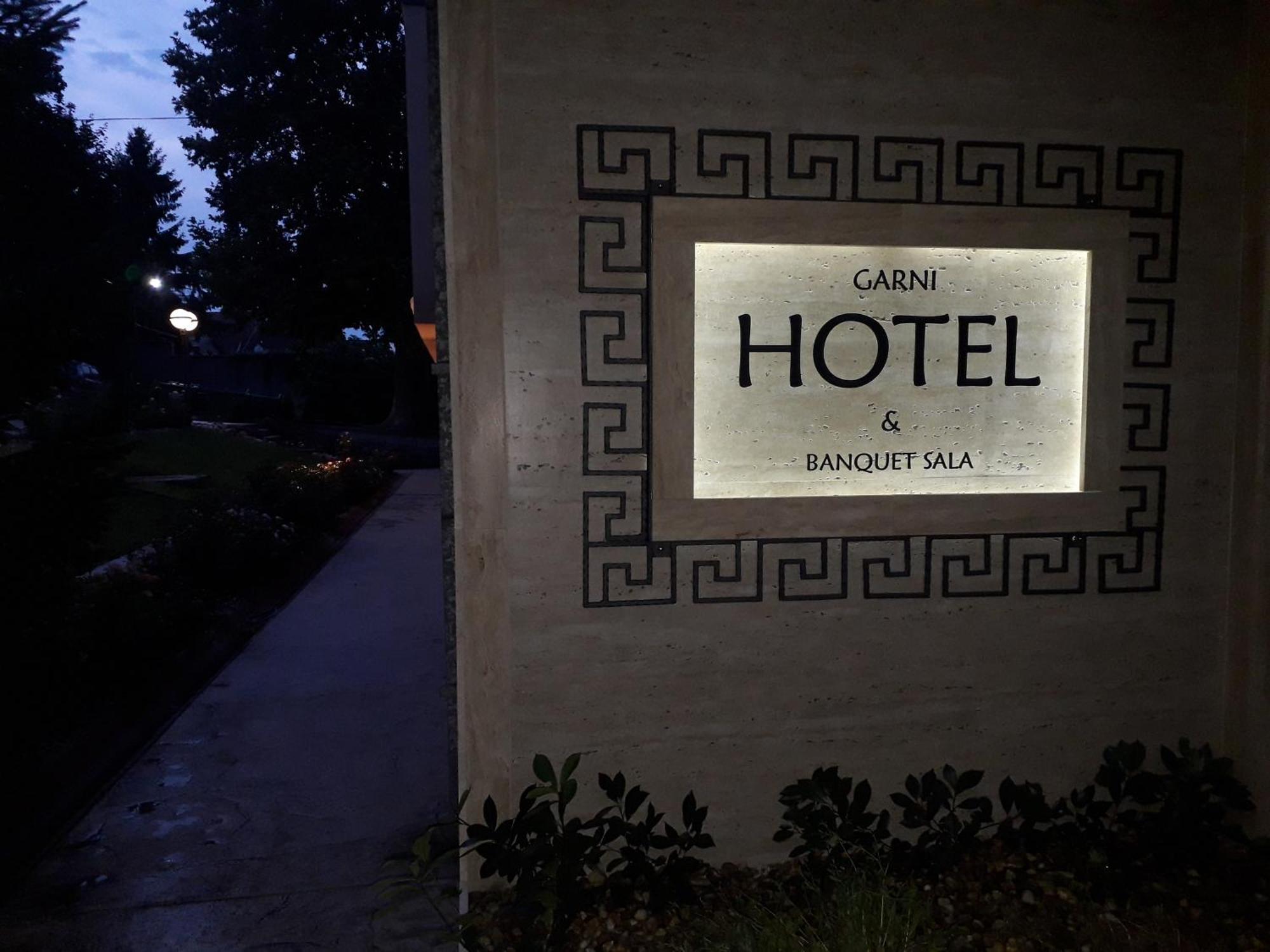 Hotel Marina Oasa Grocka エクステリア 写真