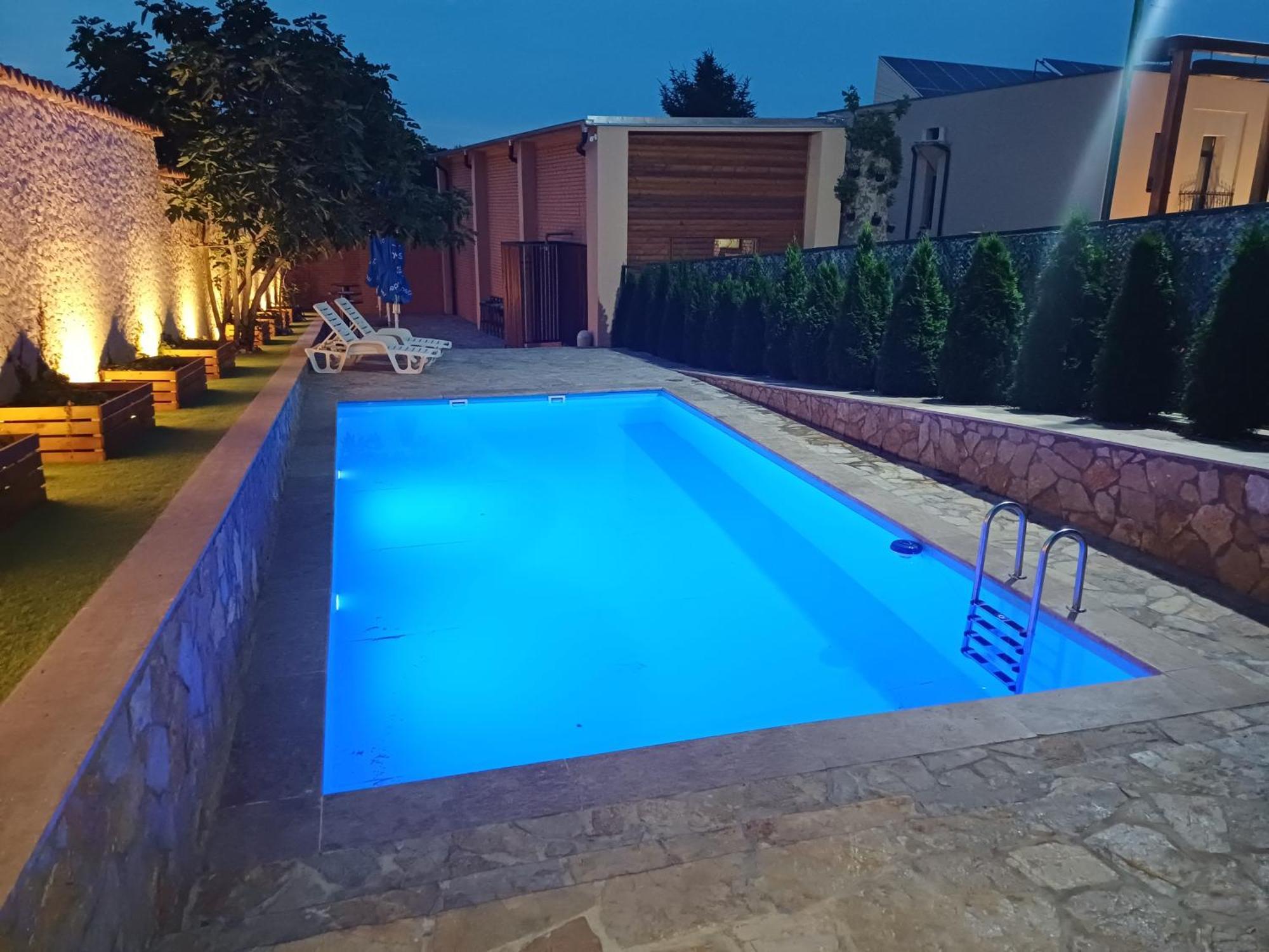 Hotel Marina Oasa Grocka エクステリア 写真